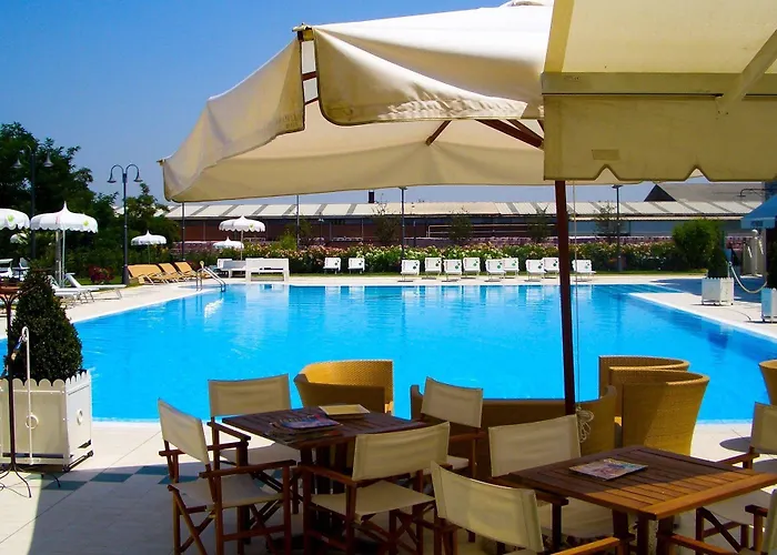 Zanhotel Centergross 4*