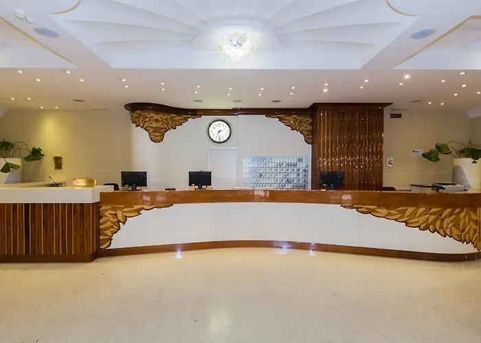 Zanhotel Centergross Hotel 4*
