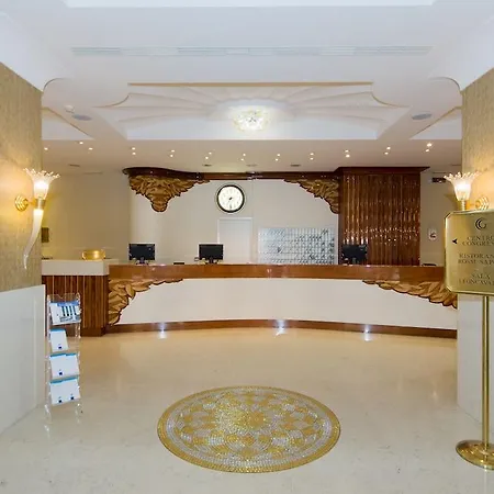 Zanhotel Centergross 4*