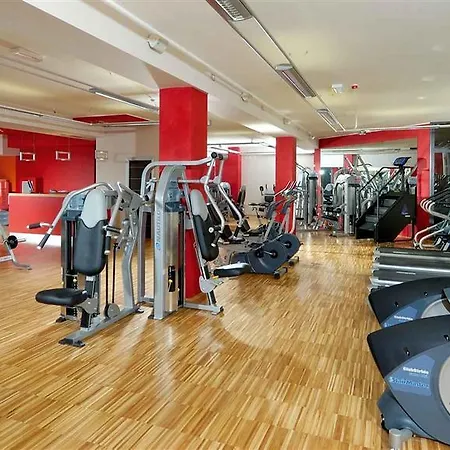 Zanhotel Centergross 4*
