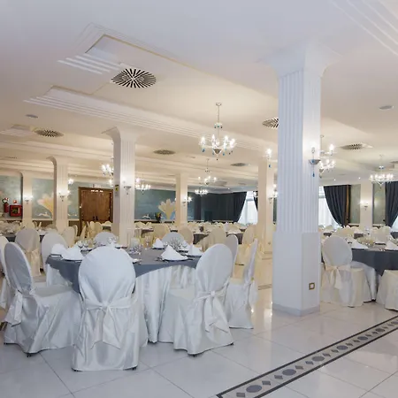 & Meeting Centergross Hotel