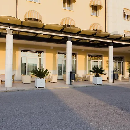 Hotel & Meeting Centergross