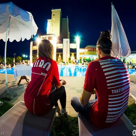 فندق Zanhotel Centergross