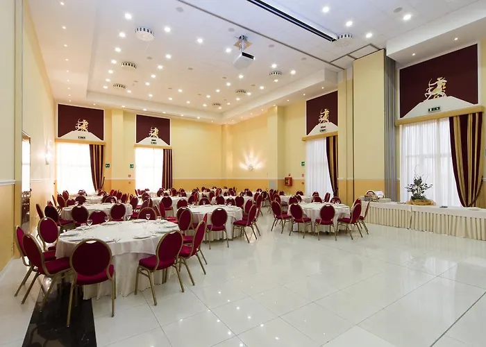 Hotel Zanhotel Centergross 4*